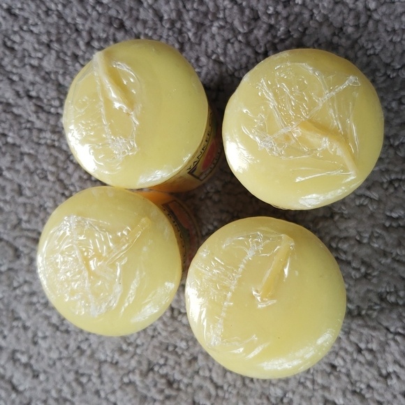 Lot of 4 Yankee Candle Citrus Tango Votive Candles - DISCONTINUED - Picture 2 of 3